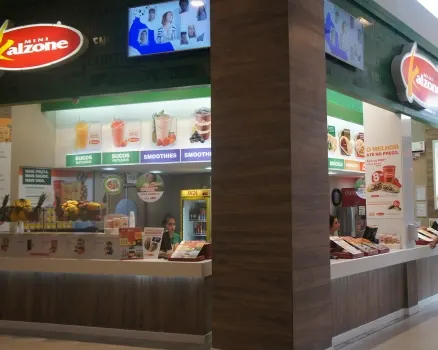 Mini Kalzone no Farol Shopping