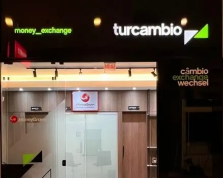 Fachada da Turcambio no Farol Shopping